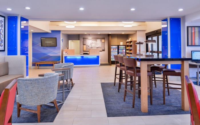 Holiday Inn Express & Suites Selma By IHG