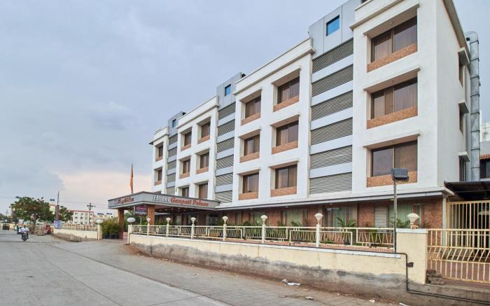 Hotel Ganpati Palace Shridi