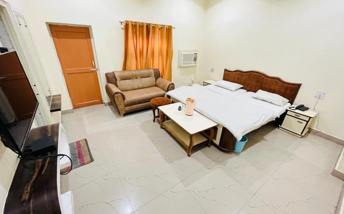 Shri Ram Hotel