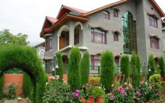 Harwan Resort