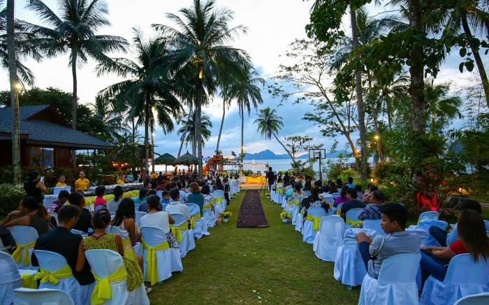 Doublegem Beach Resort and Hotel
