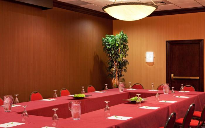 Hotel Pentagon South