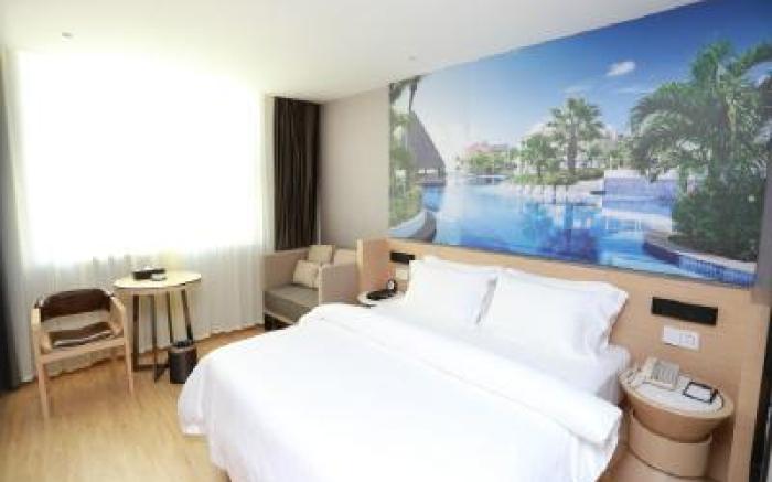 Metropolo Hainan Provincial Government Riyue Duty Free Hotel