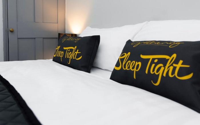 The Clifford Gathering - Sleeps Up To 10   York