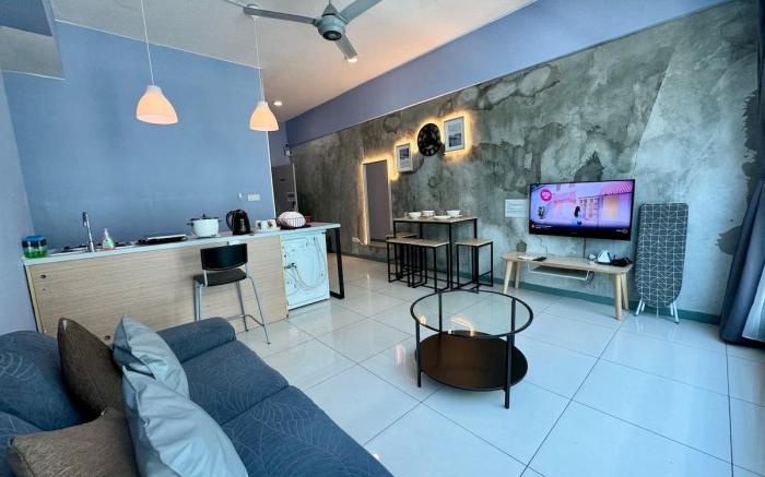 KK SUTERA AVENUE WT POOL OPP IMAGO 4BR 12pax (19C)