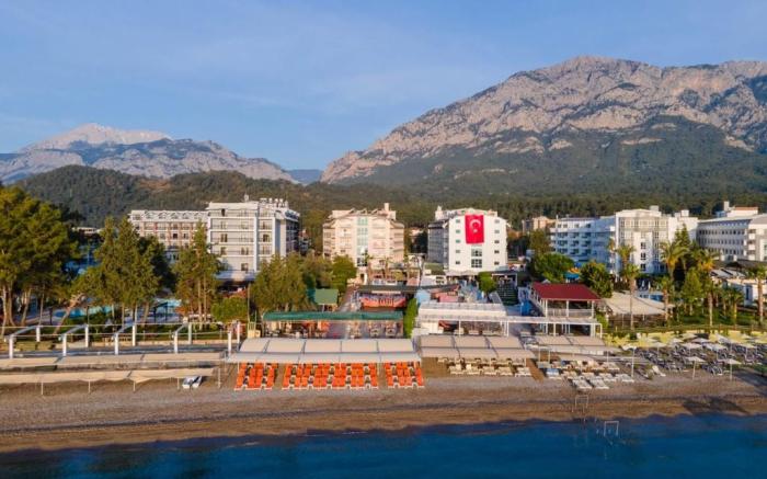 Lims Bonadea Beach Hotel