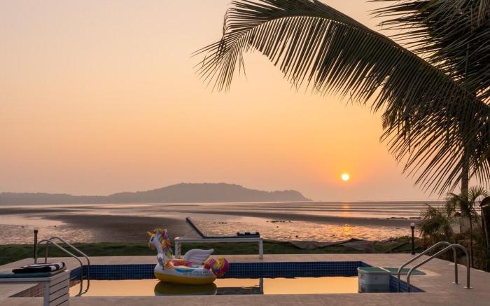 The Arks Villa Beach Resort