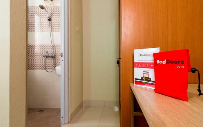 RedDoorz Plus @ TB Simatupang