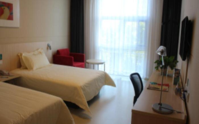 Jinjiang Inn Anyang Institute of Technology