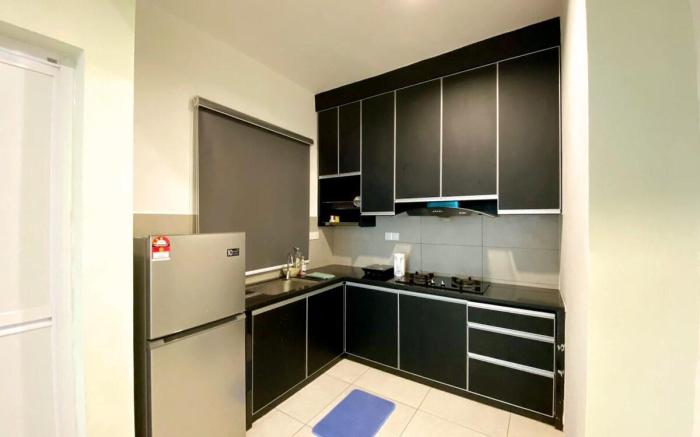 Modern Unique 3 Room8Pax Suite Mt38@Meritus Perai