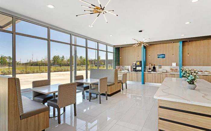 Clarion Pointe