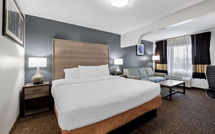 Quality Inn & Suites Fayetteville I-95