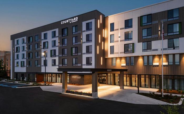 Courtyard Cleveland TN