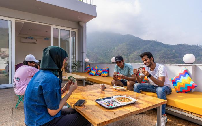 goSTOPS PLUS Rishikesh Tapovan