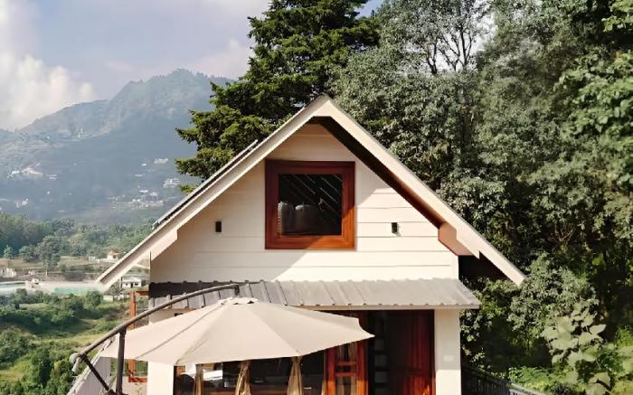 Lake Pleasant Cottage