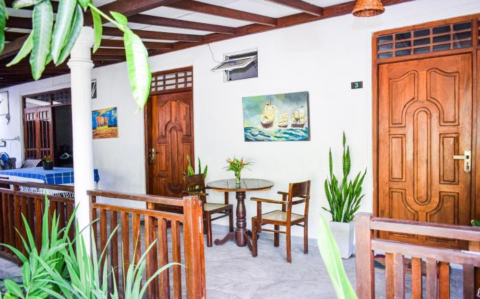 The Emerald Guest House & Villa