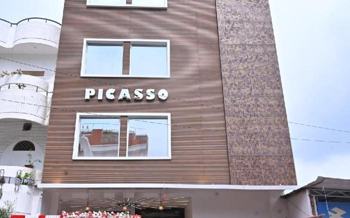 HOTEL PICASSO ROOMS & BANQUETS