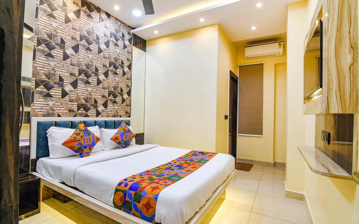 FabHotel Royal Park Inn - Nr. Eden Garden Stadium