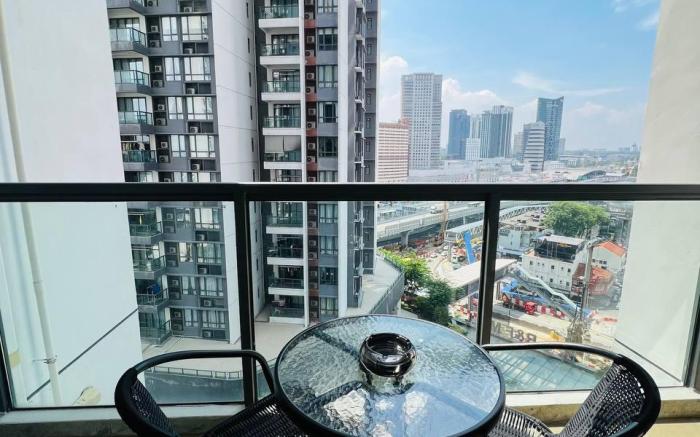 Central Towers 2BR unit at R&F Princess by ANJU