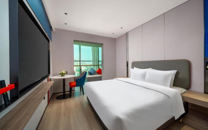 Holiday Inn Express Zhengzhou Garden Road By IHG