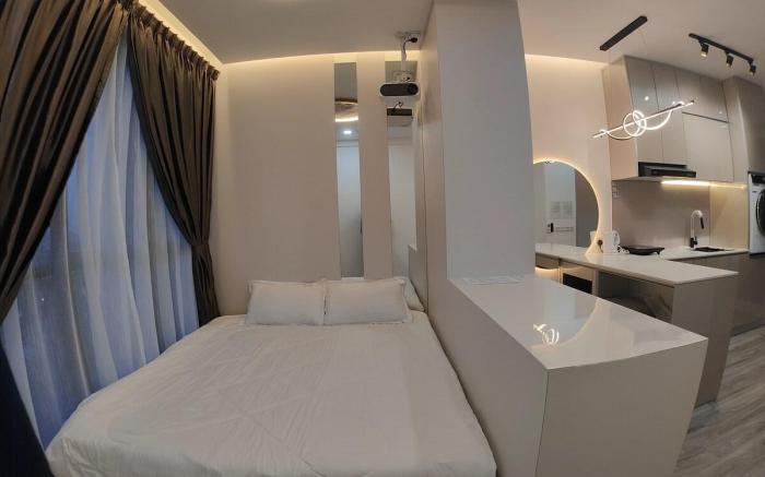 THR1: Cozy Studio with Netflix @SKYTREES
