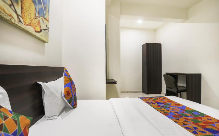 FabHotel SK - Near Municipal Corporation Chowk