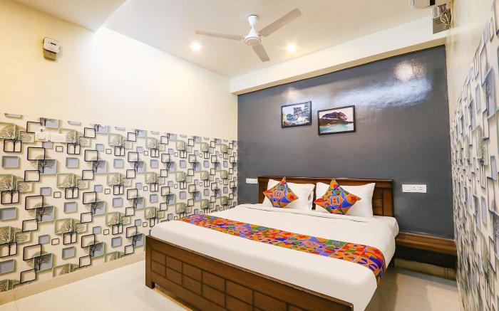 FabExpress Starhood - Nr Lanco Hills, Manikonda