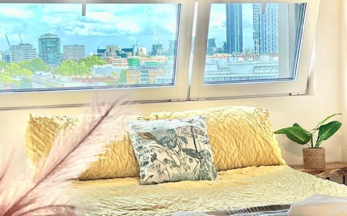 Central London-high floor sky view