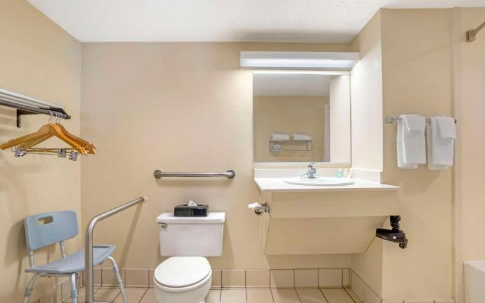 Quality Inn near Speedway