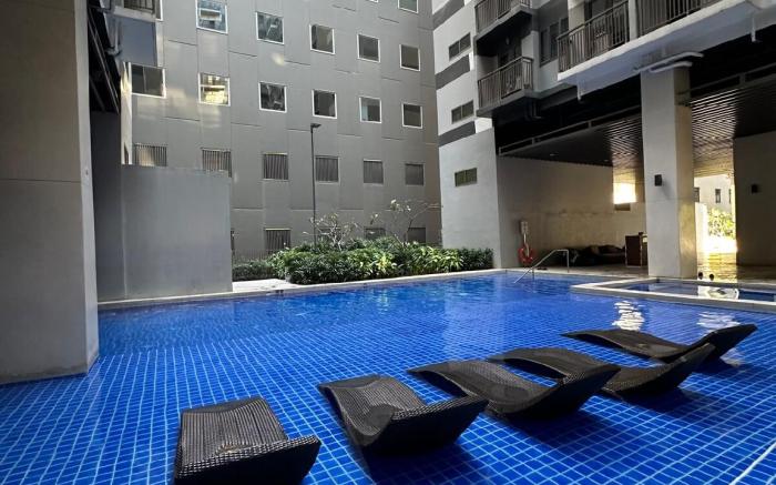 Mall of Asia MOA   S Residences , IKEA Pasay , Bay