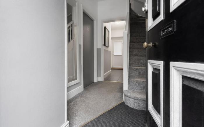 Windermere Central Hotel - Room 1