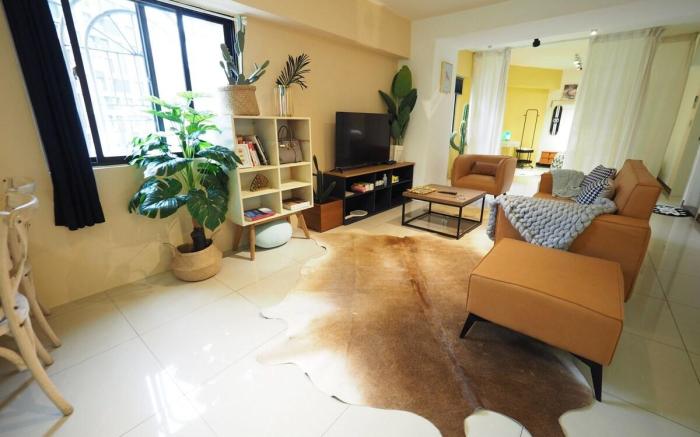 Aug hot sale/Family Room in Ximending 3 Rooms