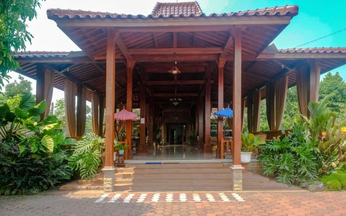 RedDoorz @ Homestay Joglo Ibu Prambanan Yogyakarta