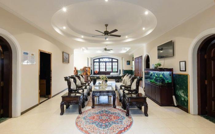 Vintage Pool Villa by PVillaDanang