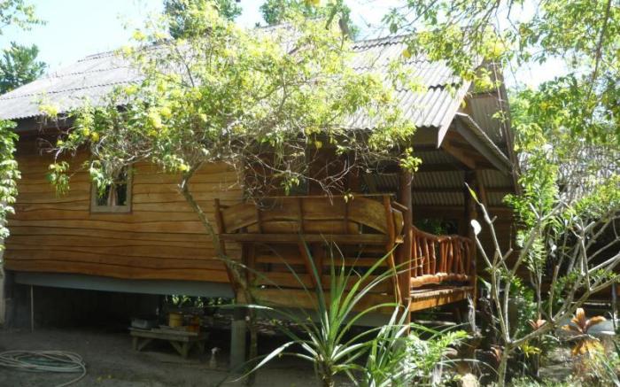 Pasai Beach Lodge