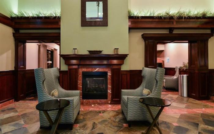 Holiday Inn Express Portland SE - Clackamas Area By IHG