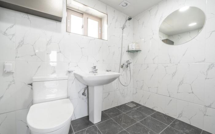 yeosu rebeu ocean view pension