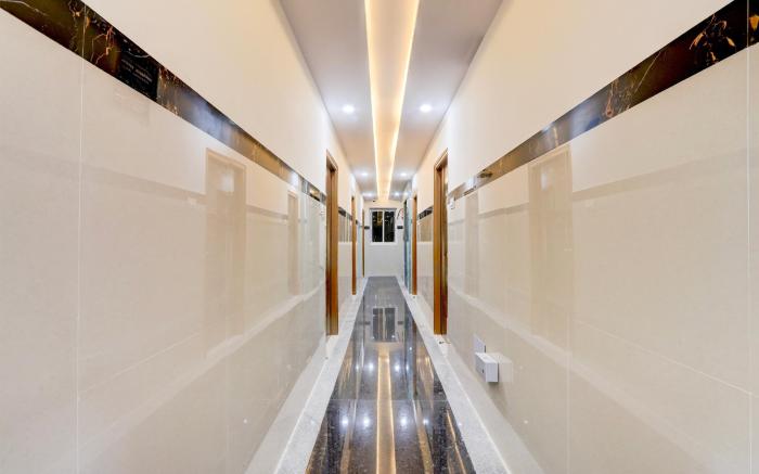 Super Townhouse Nanak Ram Guda Near WaveRock SEZ
