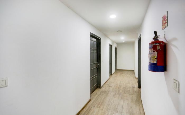 Super Townhouse Shahdara Near Yamuna Sports Complex Formerly Hotel Ipotel