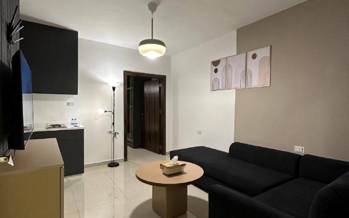 Stylish Luxe Apartment Fr 0002