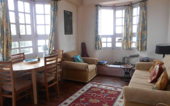 Naldehra House