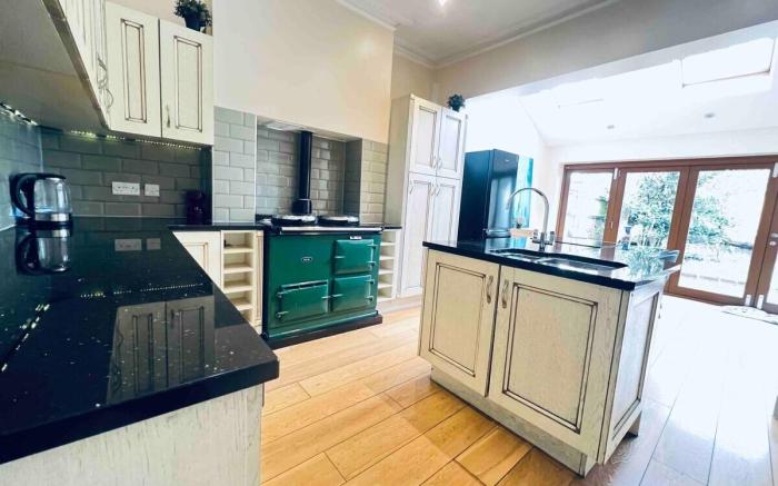 Cricklewood Boutique Rooms