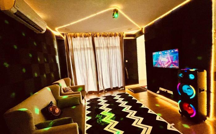 Cozy Family Escape by Stayco-KTV & 2 mins to Beach