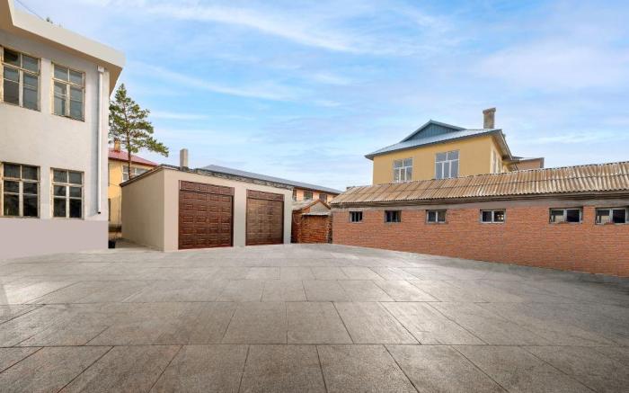 Luxury Large Bed Room  
Luxury Double Bed Room  
Luxury Family Room