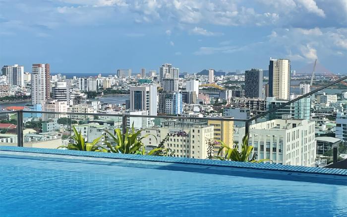Centre Point  Danang  Hotel & Residence