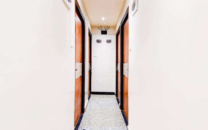 Super Townhouse Kaikhali Near Airport