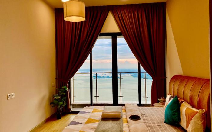 高级奢华海景套房三房三厕6-12人适合家庭入住@金海湾Danga Bay