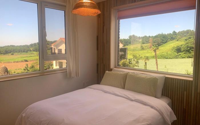 C#4 Aewol Sunset View is Breathtakingly Beautiful Emotional 1.5 Room