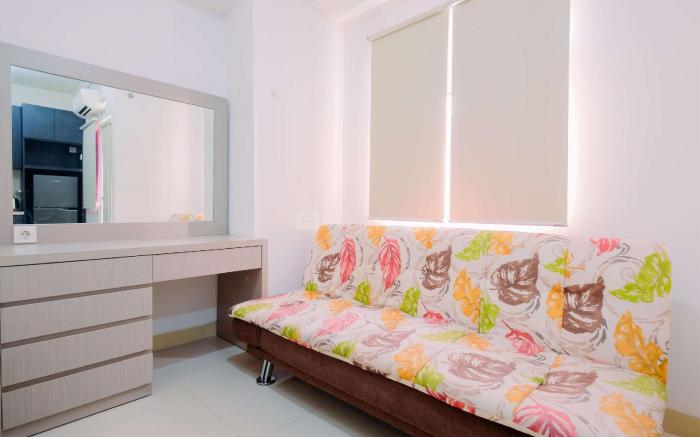 Good & Cozy Studio Green Pramuka City By Travelio