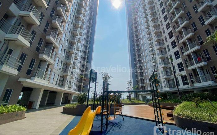 Studio Living at Tokyo Riverside PIK 2 By Travelio
